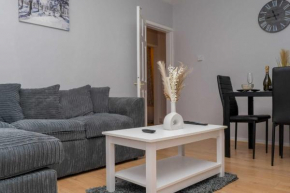 Cosy 2 bedroom home in Coventry
